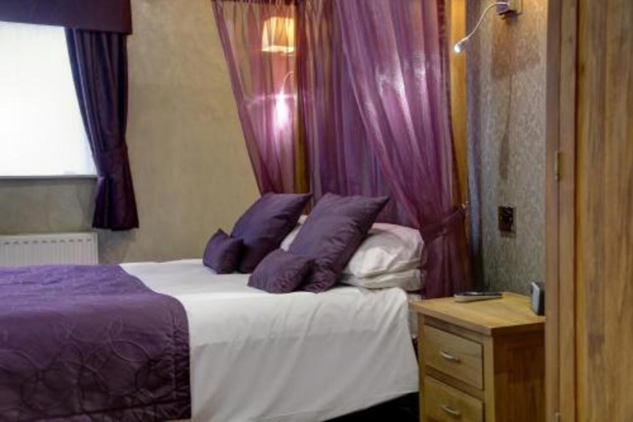 Bury Ramsbottom Old Mill Hotel&Leisure Club Esterno foto